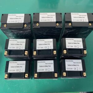 Batterie moto suisse Valais lithium Sodium 330 A ca 12v 10.4AH Valais suisse sion St Léonard qualité