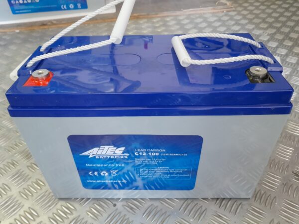 12v plomb carbone 120ah c20 100ah c10 Batterie étanche, décharge lente, solaire ou traction 2000 cycles à 75% valais sion chalet..